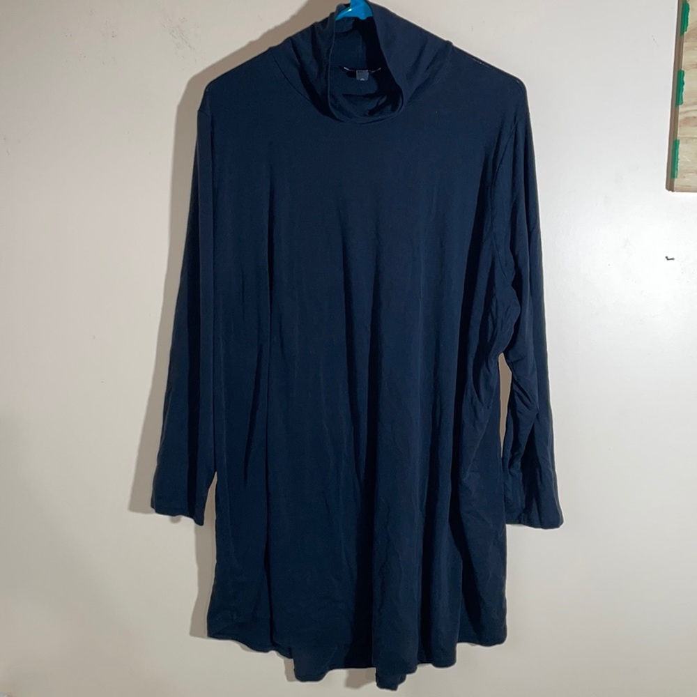 Eileen Fisher black turtleneck stretchy shirt